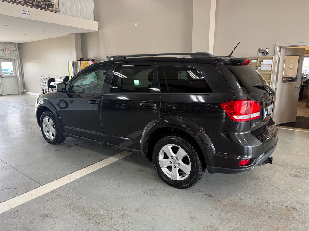 Used 2012 Dodge Journey SXT w/ Flexible Seating Group AWD/4WD image 5
