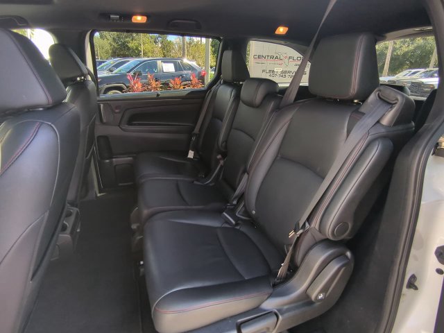 Used 2025 Honda Odyssey Sport-L image 17