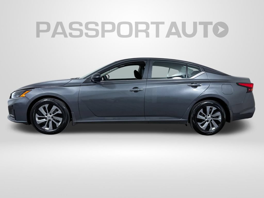 Certified 2025 Nissan Altima 2.5 S FWD image 9