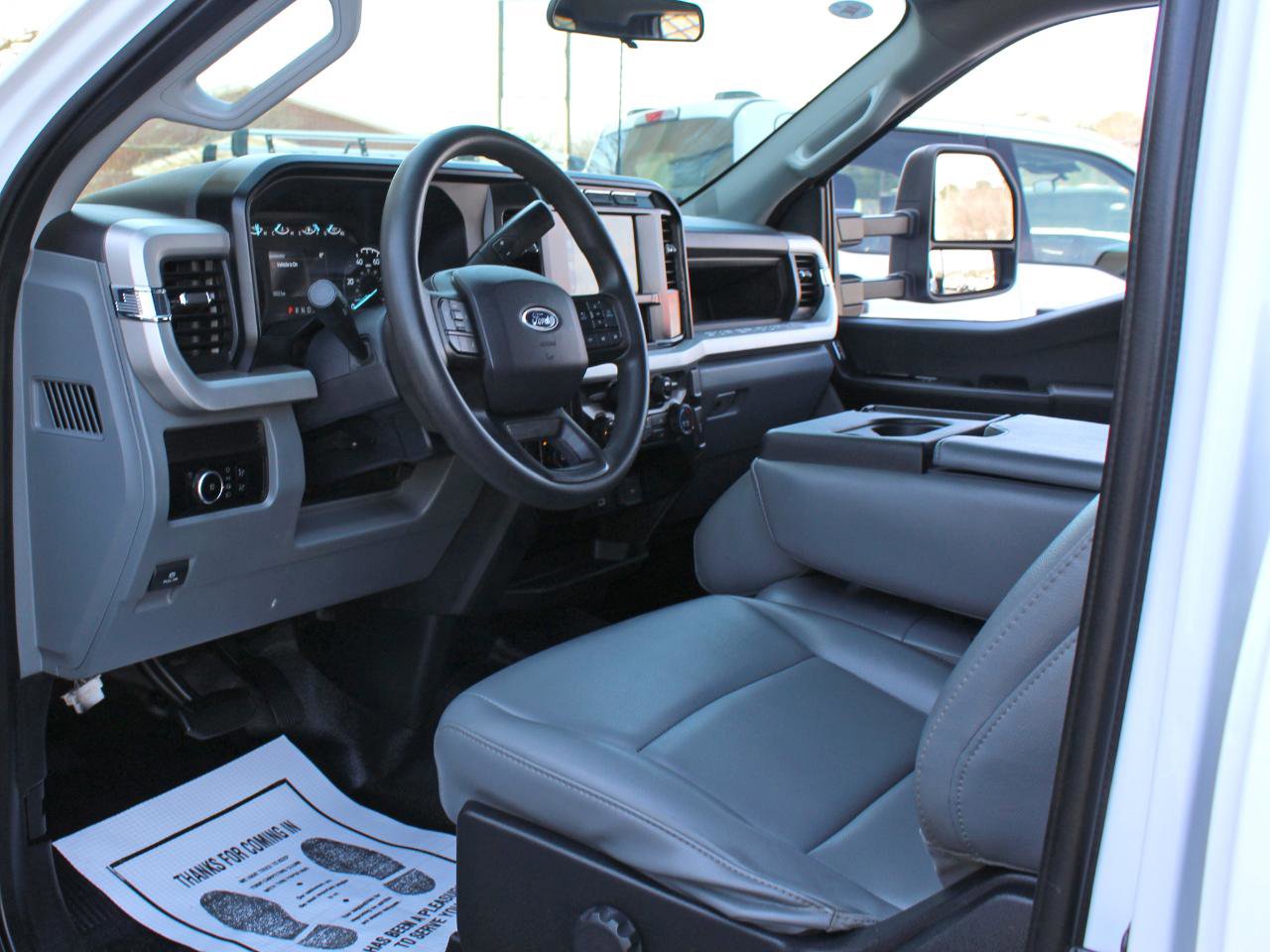 Used 2024 Ford F550 4x4 Crew Cab Super Duty image 22