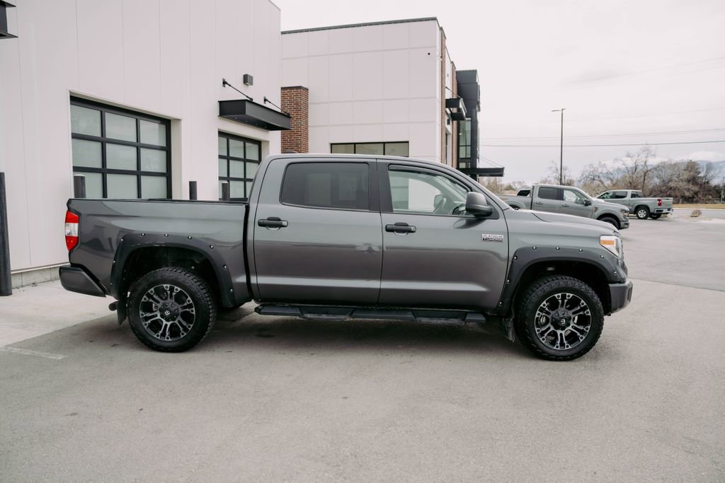 Used 2021 Toyota Tundra Platinum image 11