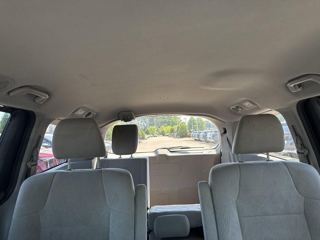 Used 2016 Honda Odyssey LX image 12