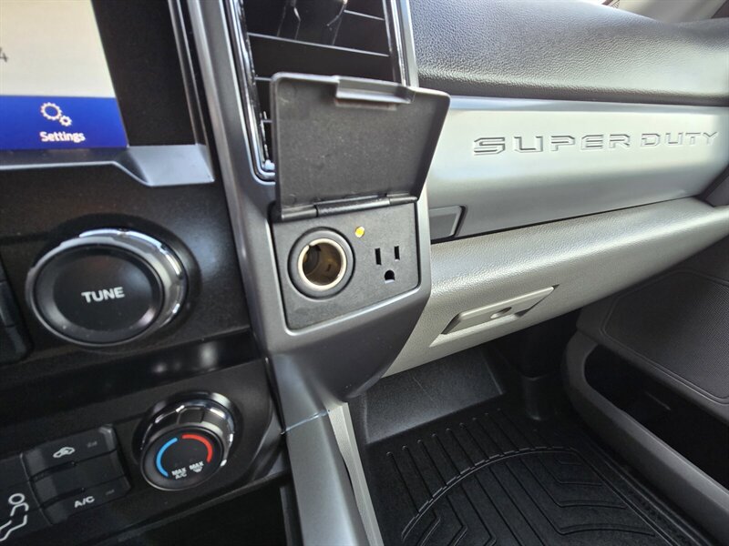 Used 2020 Ford F350 XLT w/ FX4 Off-Road Package image 21