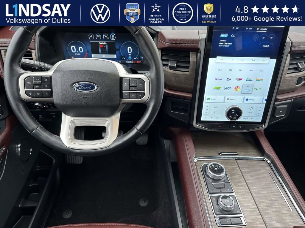 Used 2022 Ford Expedition Limited image 9