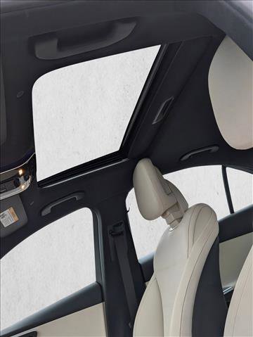 Used 2024 Mercedes-Benz C 300 Sedan image 15