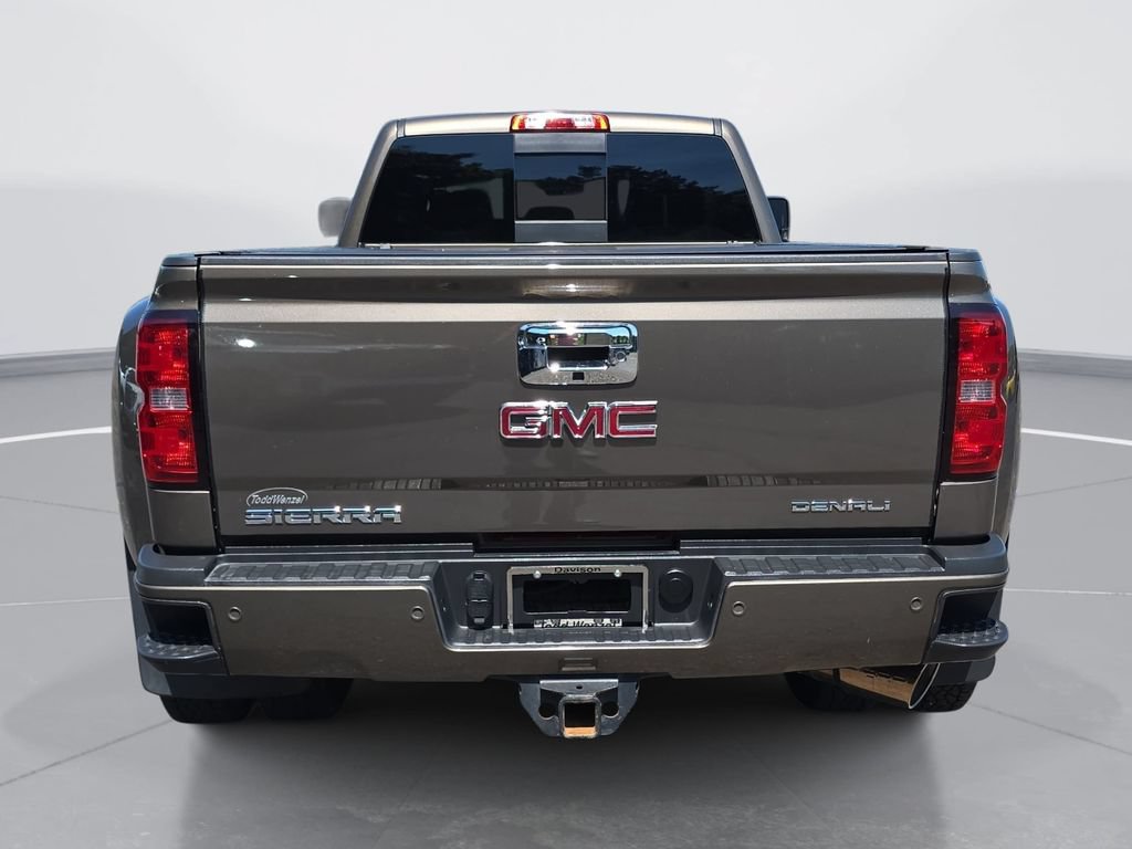 Used 2015 GMC Sierra 3500 Denali w/ Duramax Plus Package RWD image 5