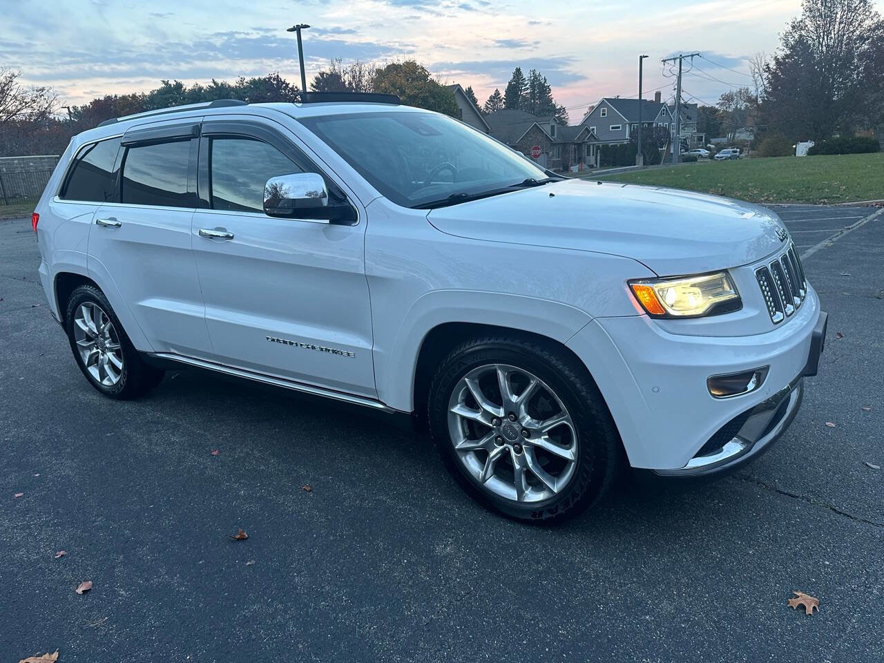 Used 2016 Jeep Grand Cherokee Summit image 13