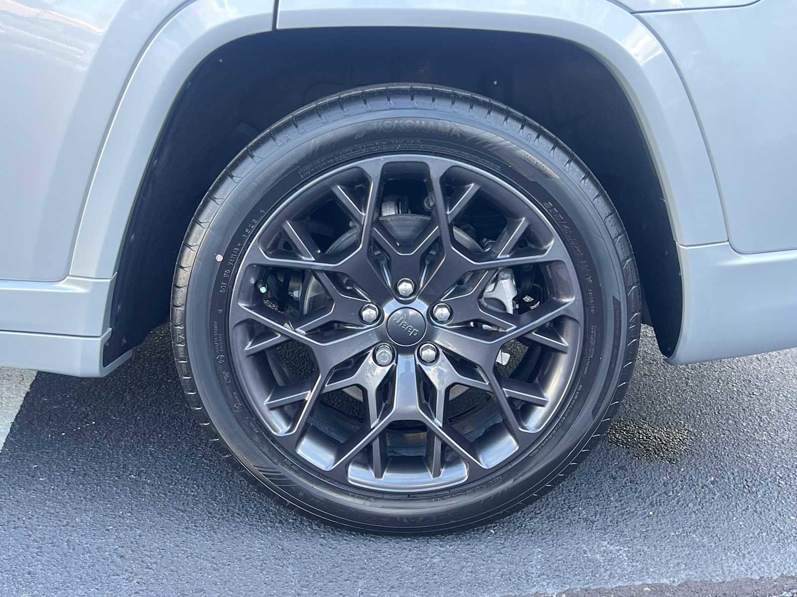 Used 2023 Jeep Grand Cherokee L Summit image 33