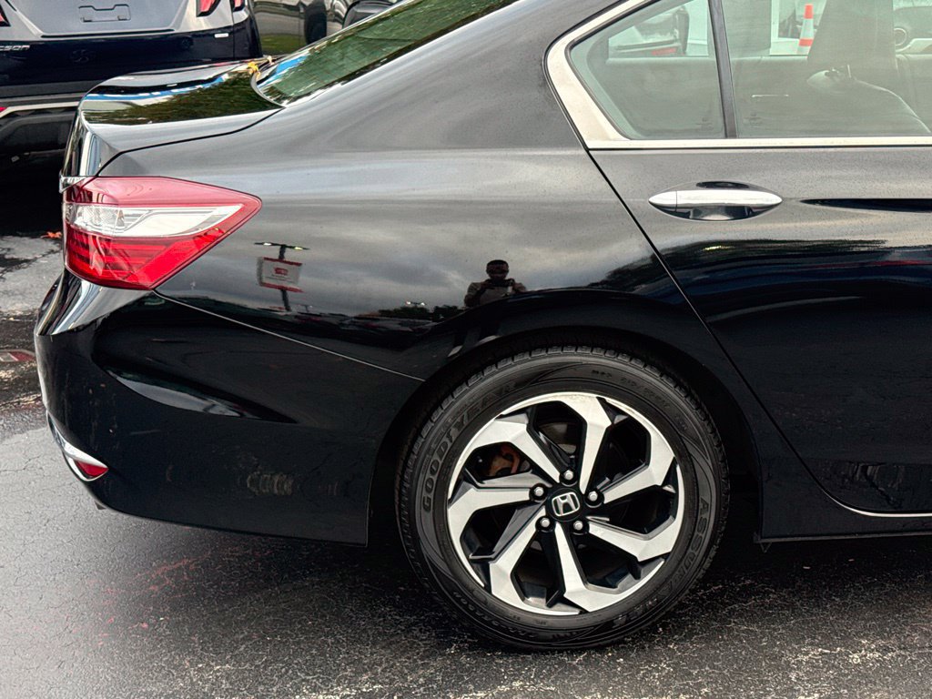Used 2016 Honda Accord EX-L image 8