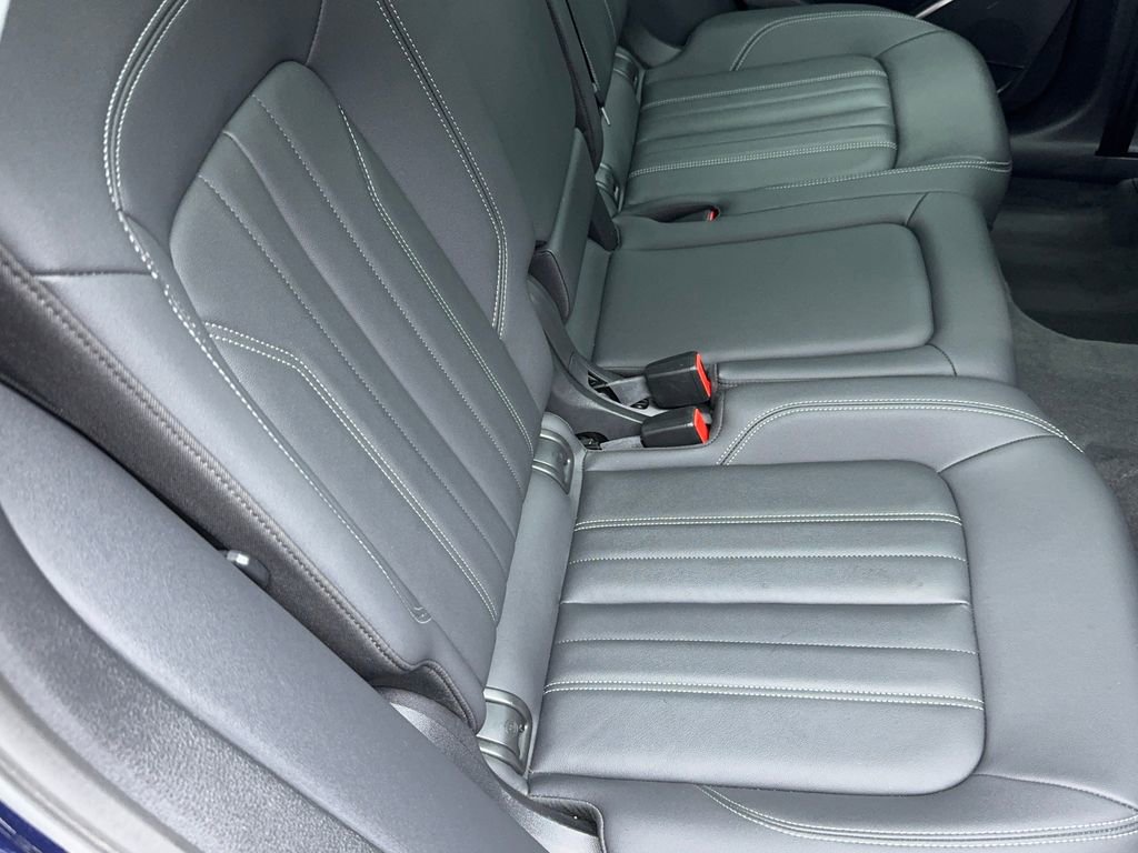 Used 2022 Audi Q5 2.0T Premium w/ Convenience Package image 52