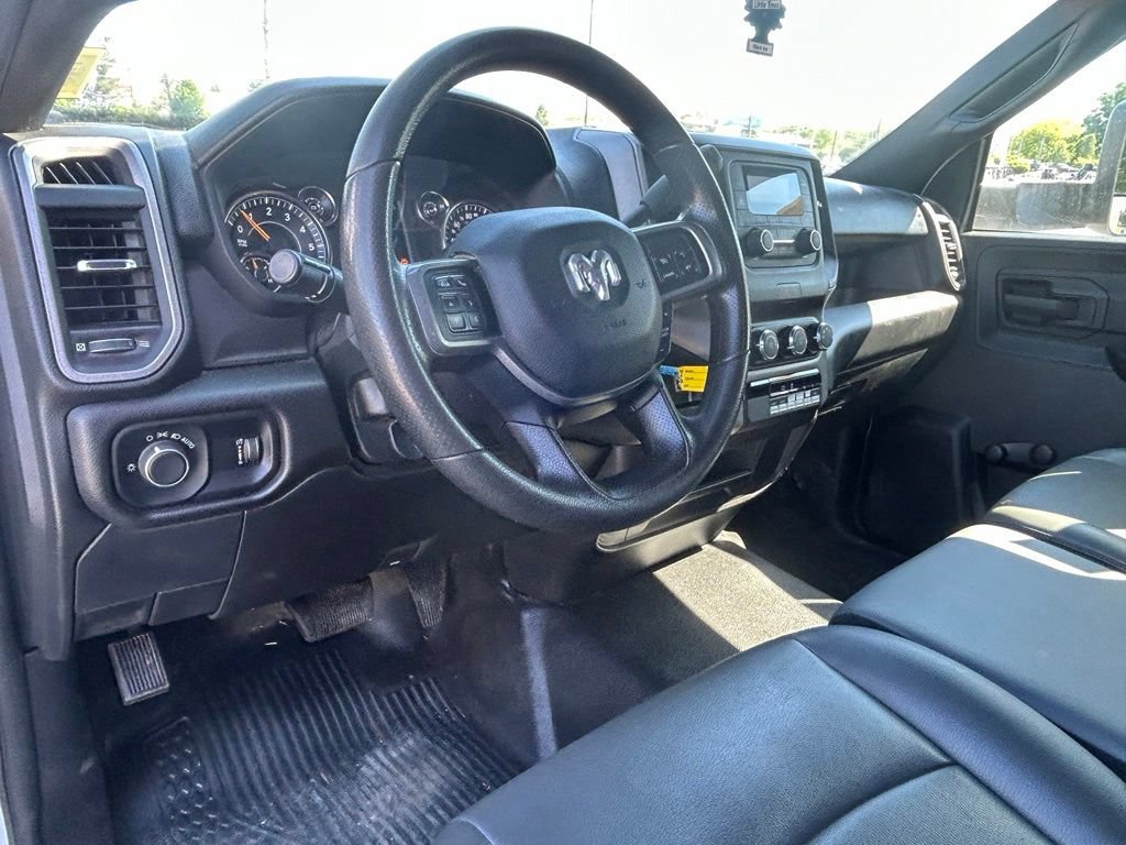 Used 2021 RAM 5500 Tradesman RWD image 12