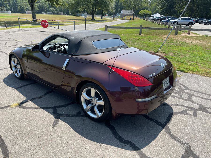Used 2006 Nissan 350Z Touring image 8