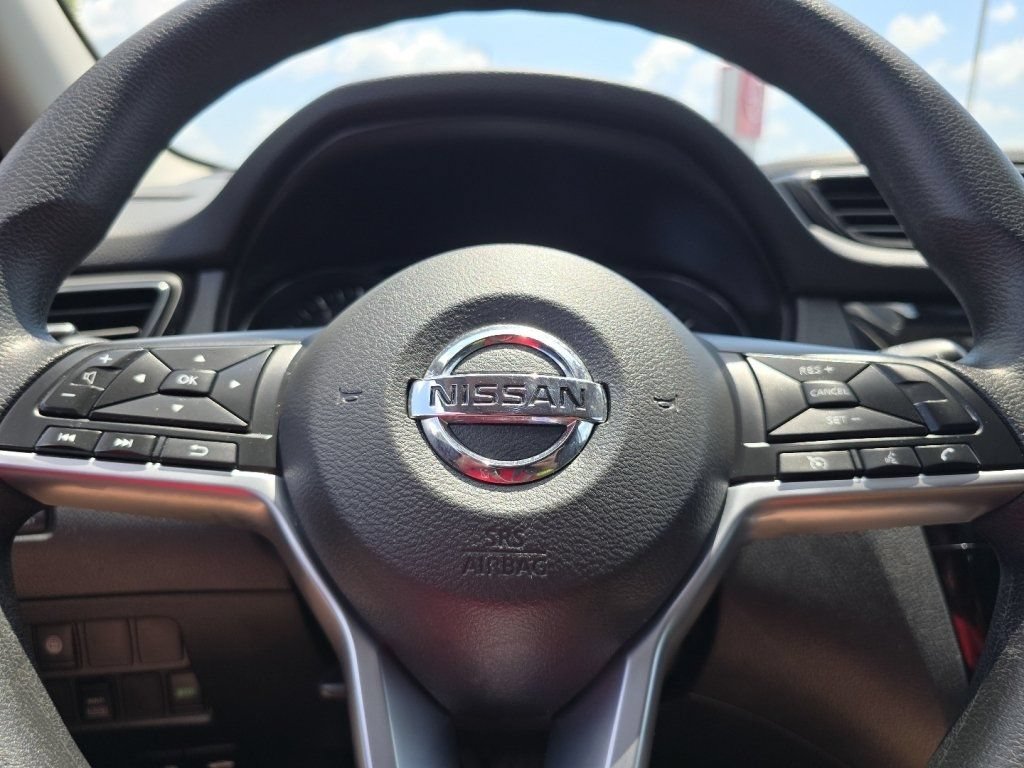 Used 2019 Nissan Rogue Sport SV AWD/4WD image 30