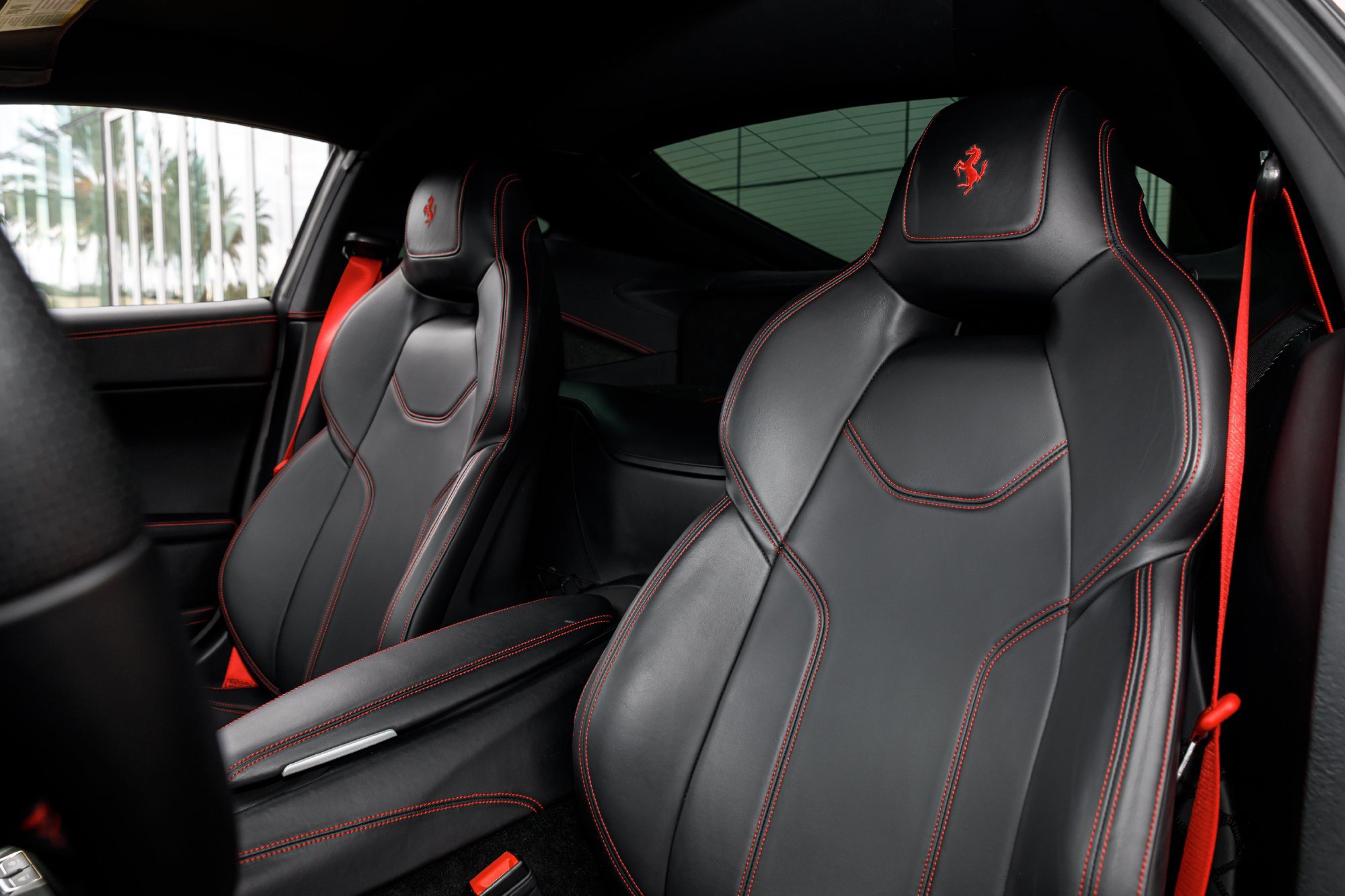 Used 2014 Ferrari F12 Berlinetta RWD image 37