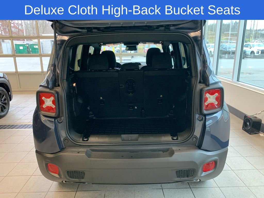 Used 2022 Jeep Renegade Altitude w/ Convenience Group image 19