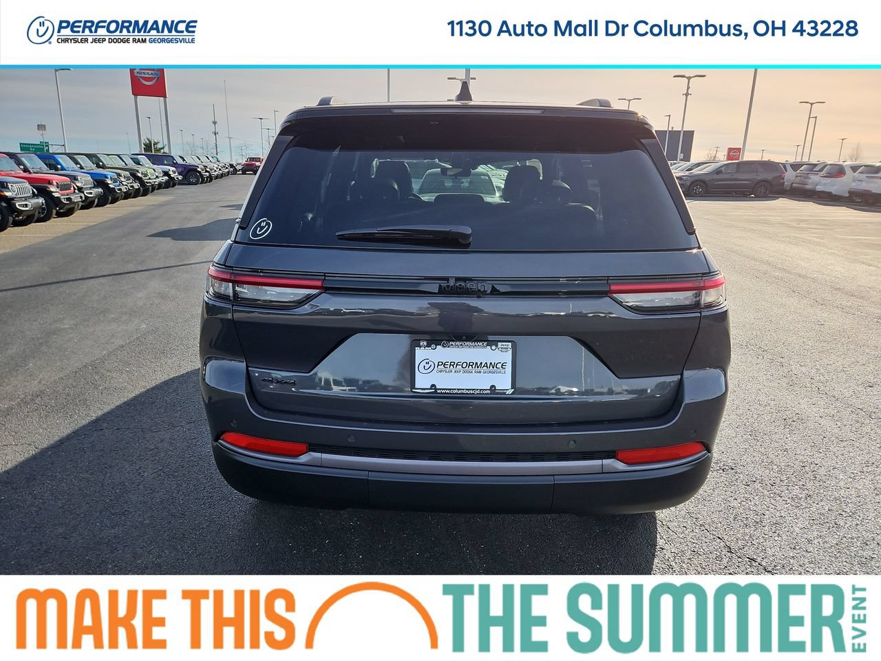 New 2026 Jeep Grand Cherokee Limited w/ Limited Altitude Package AWD/4WD image 6