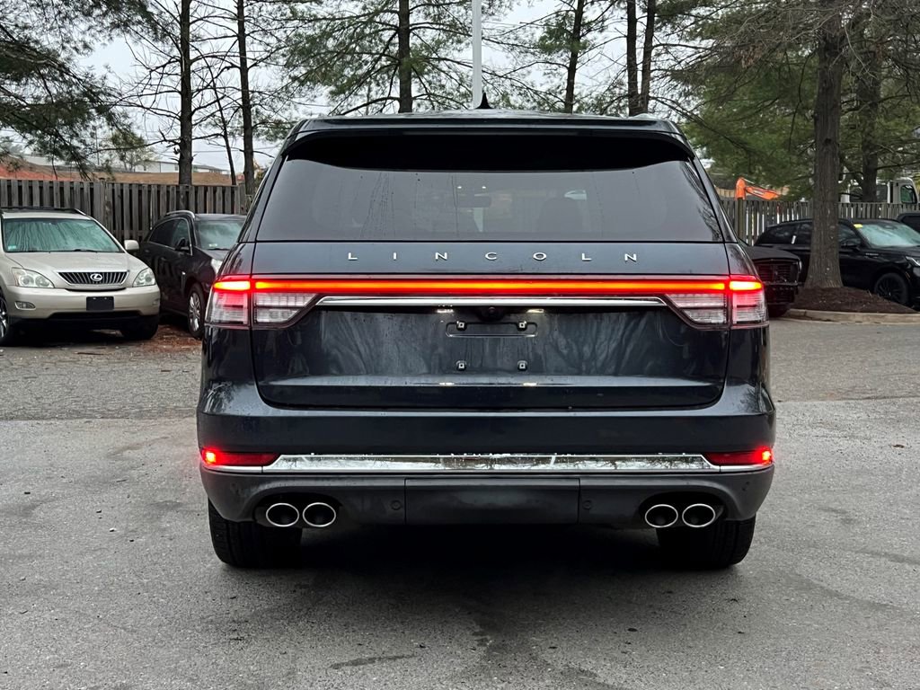 Used 2022 Lincoln Aviator Reserve w/ Equipment Group 201A image 6