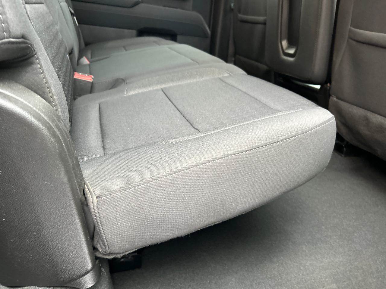 Used 2023 GMC Sierra 1500 SLE AWD/4WD image 17