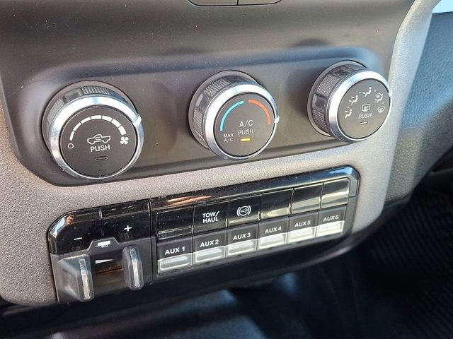 Used 2021 RAM 5500 Tradesman w/ Chrome Appearance Group image 11