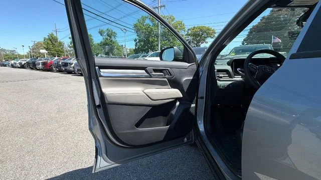 New 2026 GMC Terrain Elevation w/ Technology Package II AWD/4WD image 12
