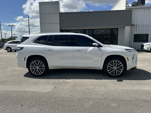 Used 2025 Buick Enclave Avenir w/ Super Cruise Package FWD image 6