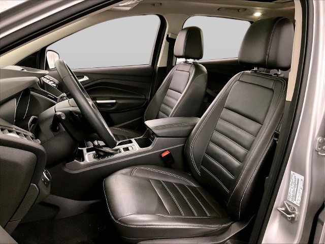 Used 2017 Ford Escape Titanium w/ Equipment Group 301A AWD/4WD image 24