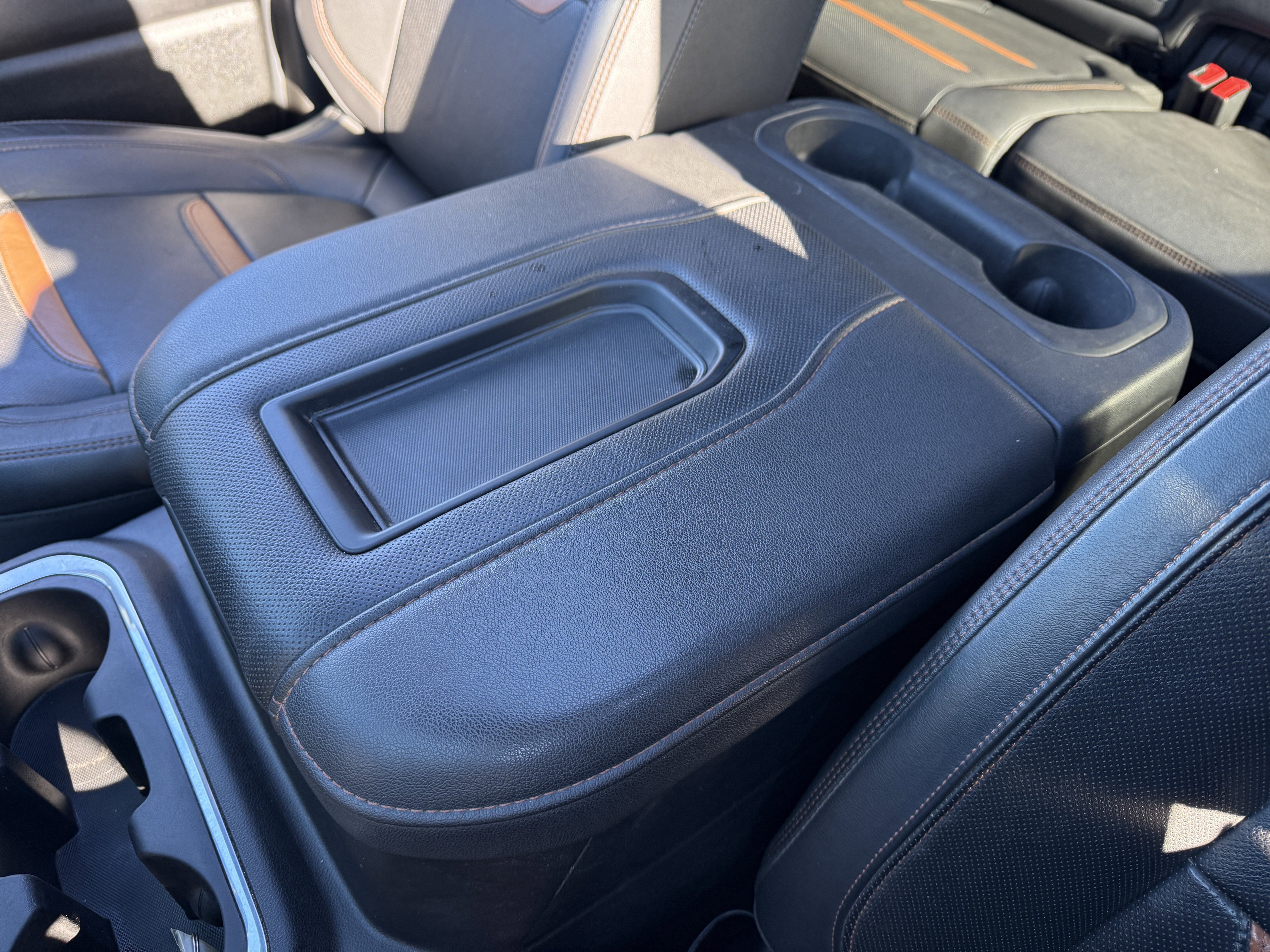 Used 2021 GMC Sierra 2500 AT4 w/ AT4 Preferred Package image 26