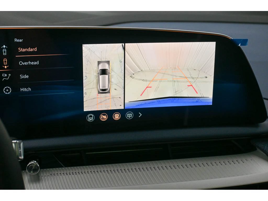 New 2027 Cadillac Optiq Premium Luxury AWD/4WD image 33