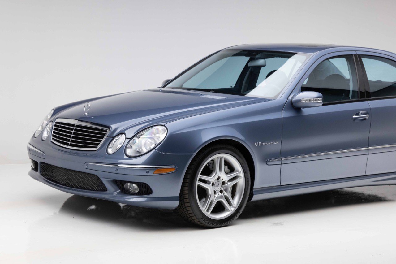 Used 2003 Mercedes-Benz E 55 AMG Sedan image 29