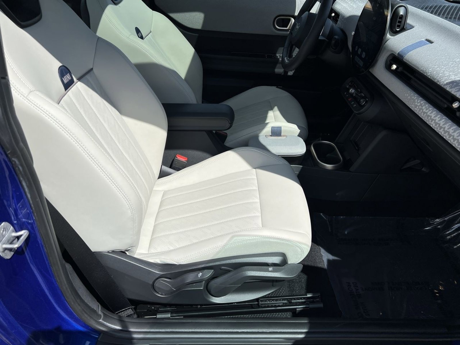 Certified 2025 MINI Cooper S image 26