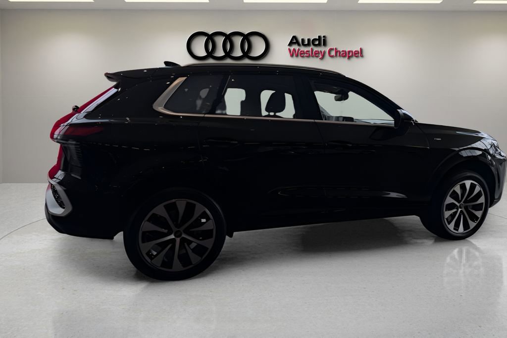 New 2026 Audi Q3 quattro 2.0T AWD/4WD image 4