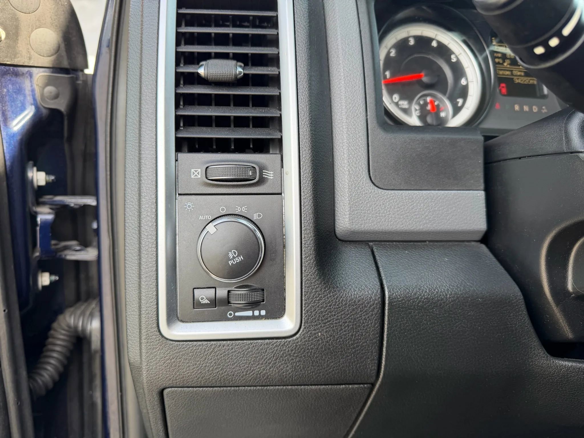 Used 2015 RAM 2500 Big Horn image 13