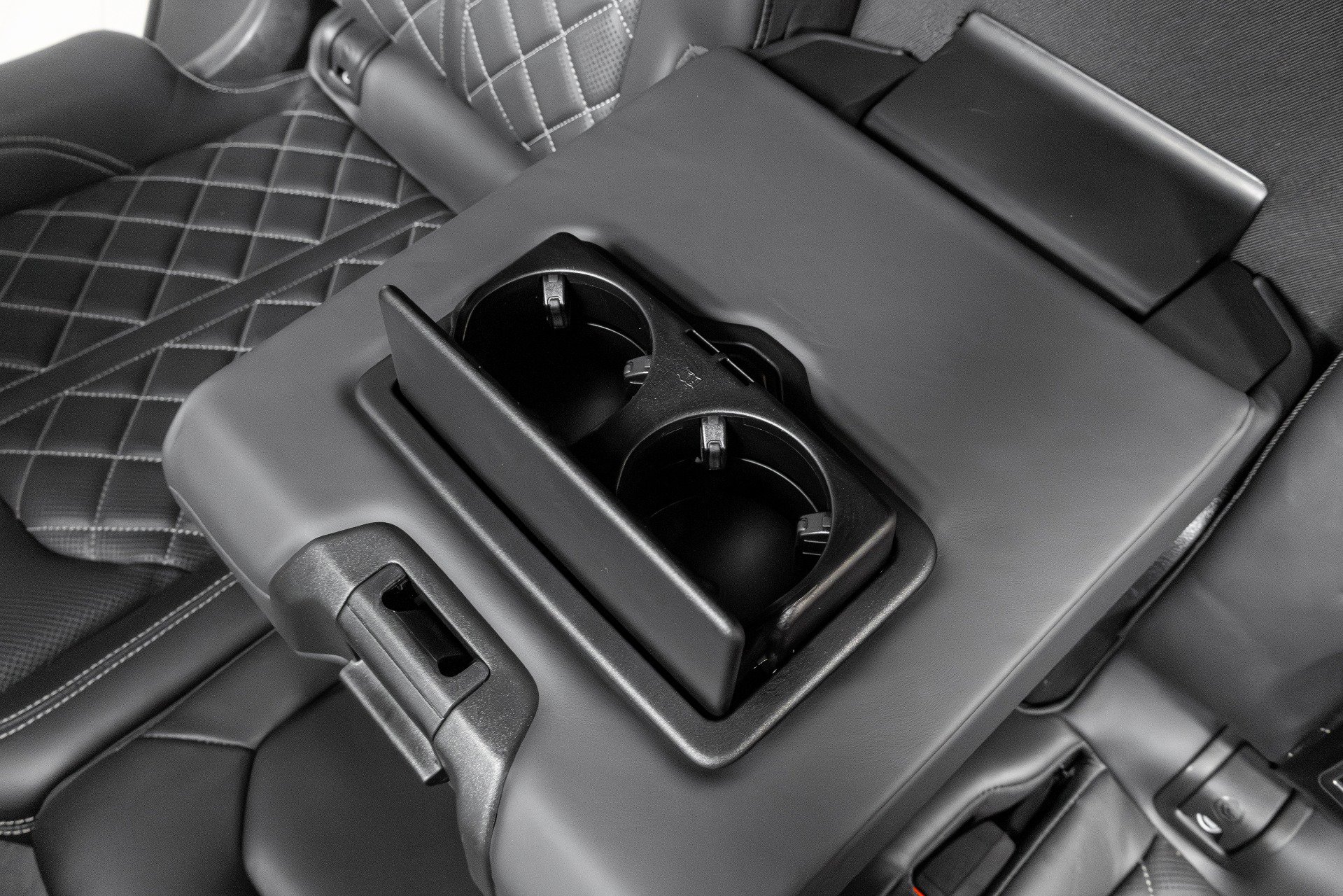 Used 2023 Audi SQ8 Prestige image 25