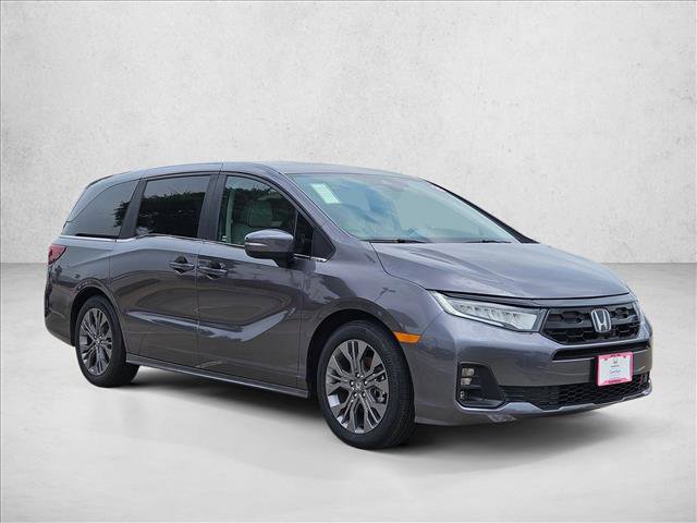 Used 2026 Honda Odyssey Touring image 3