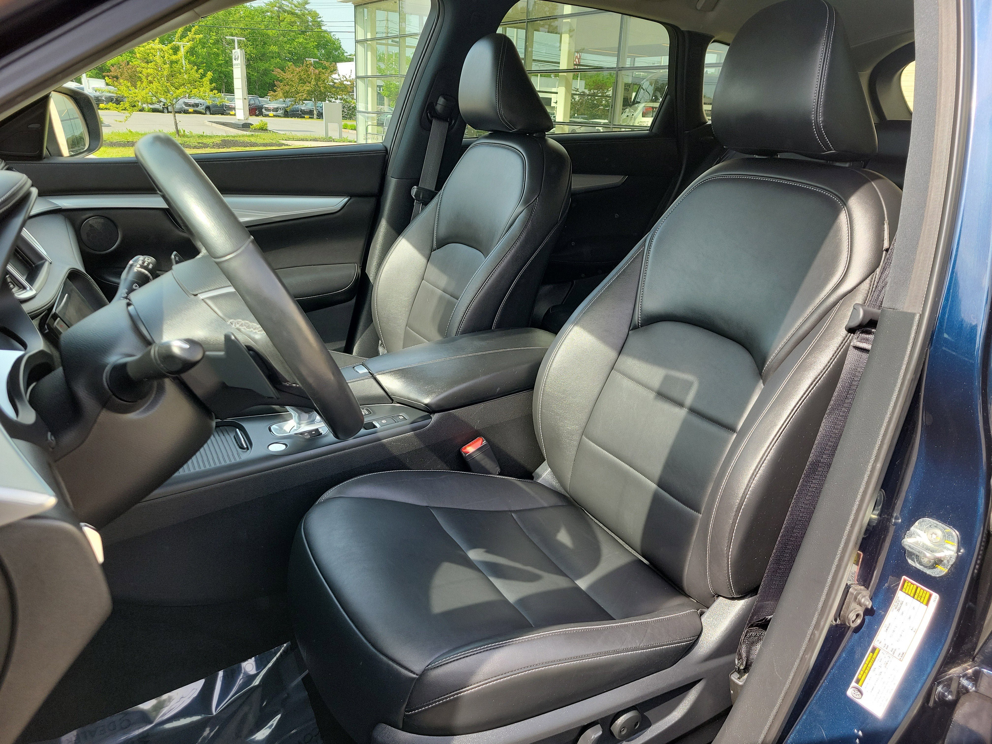 Used 2021 INFINITI QX50 Luxe w/ Cargo Package AWD/4WD image 4