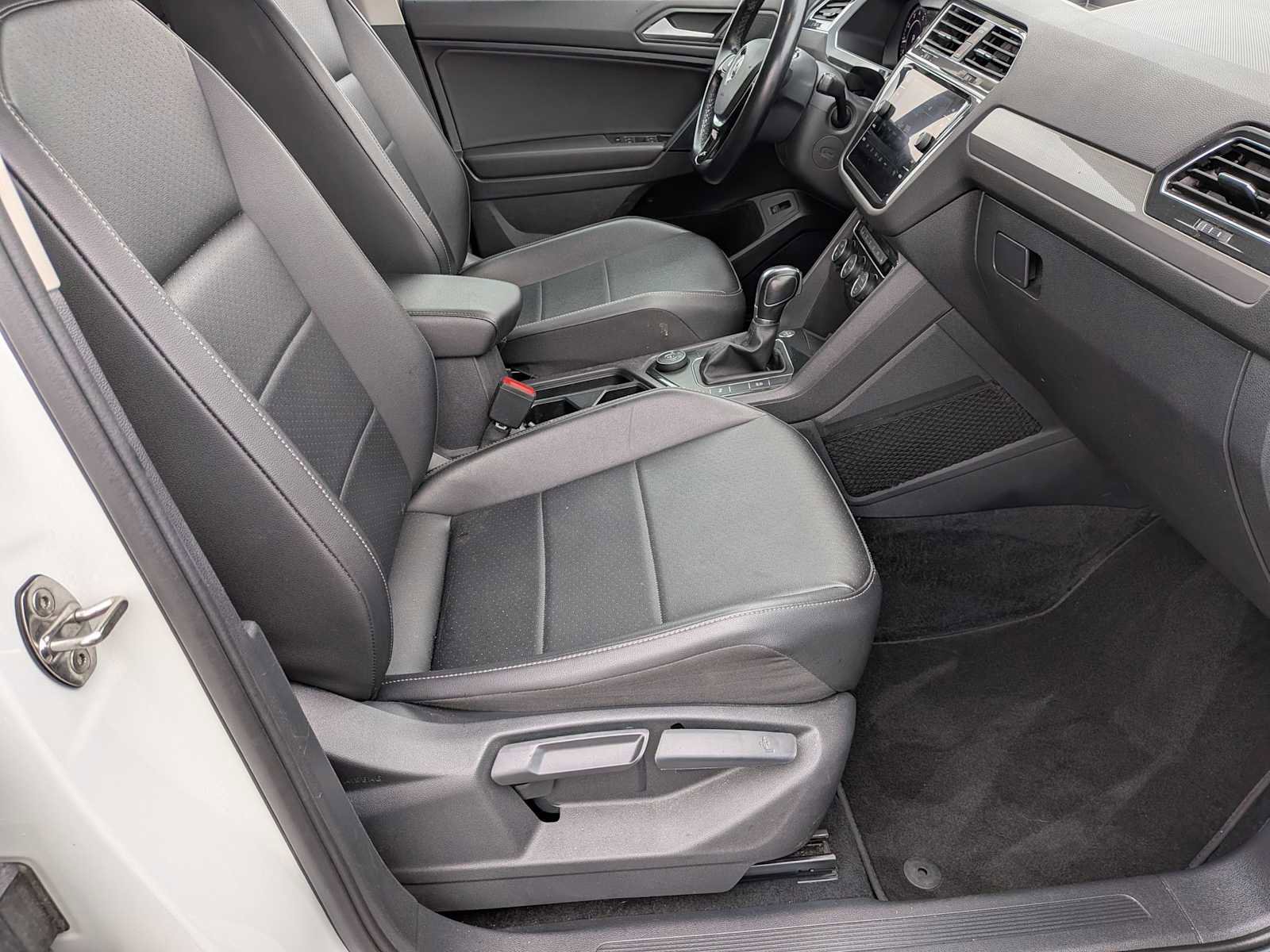 Used 2019 Volkswagen Tiguan SEL AWD/4WD image 20