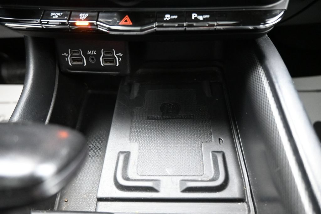 Used 2023 Dodge Durango R/T AWD/4WD image 19