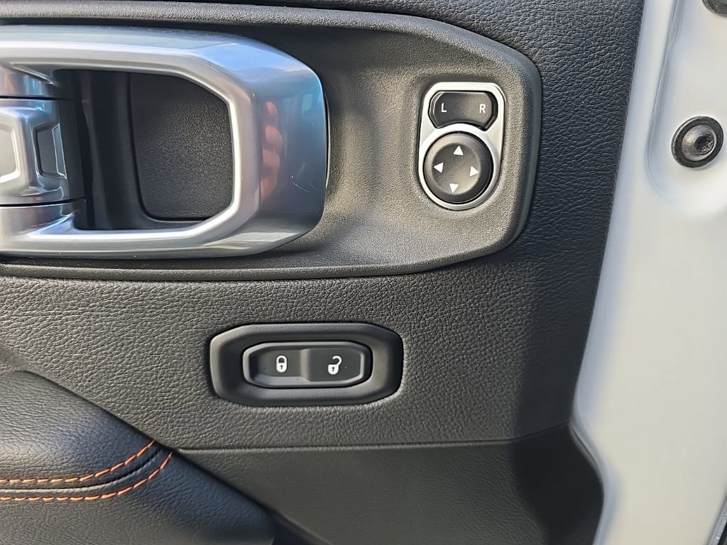 Used 2023 Jeep Gladiator Mojave w/ Trailer Tow Package image 22