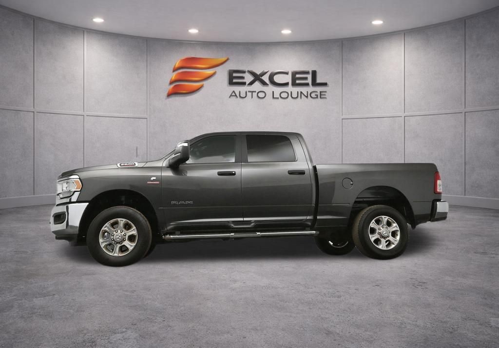 Used 2024 RAM 2500 Big Horn AWD/4WD image 38