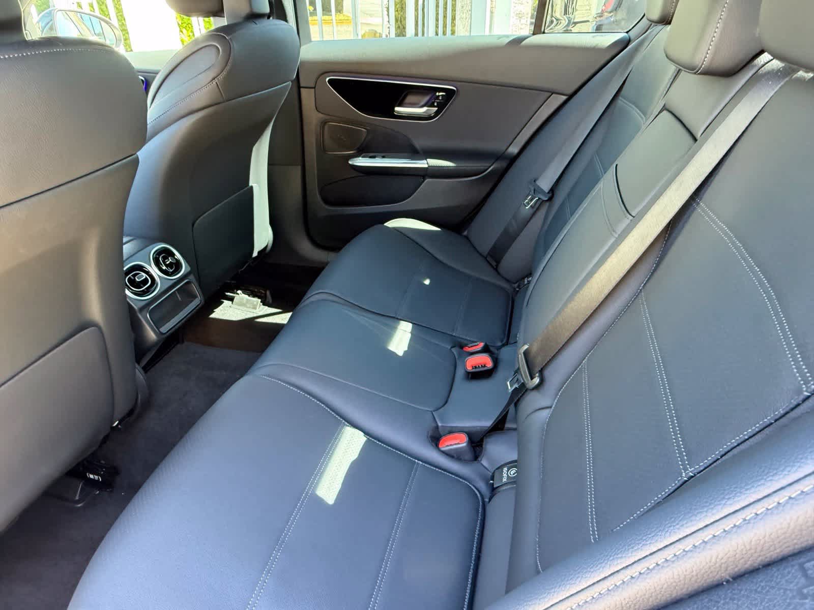 Used 2024 Mercedes-Benz C 300 Sedan image 42