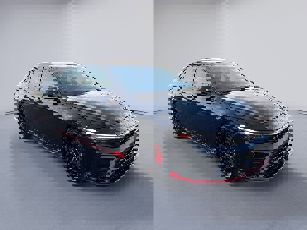 Used 2025 Hyundai Elantra N image 7