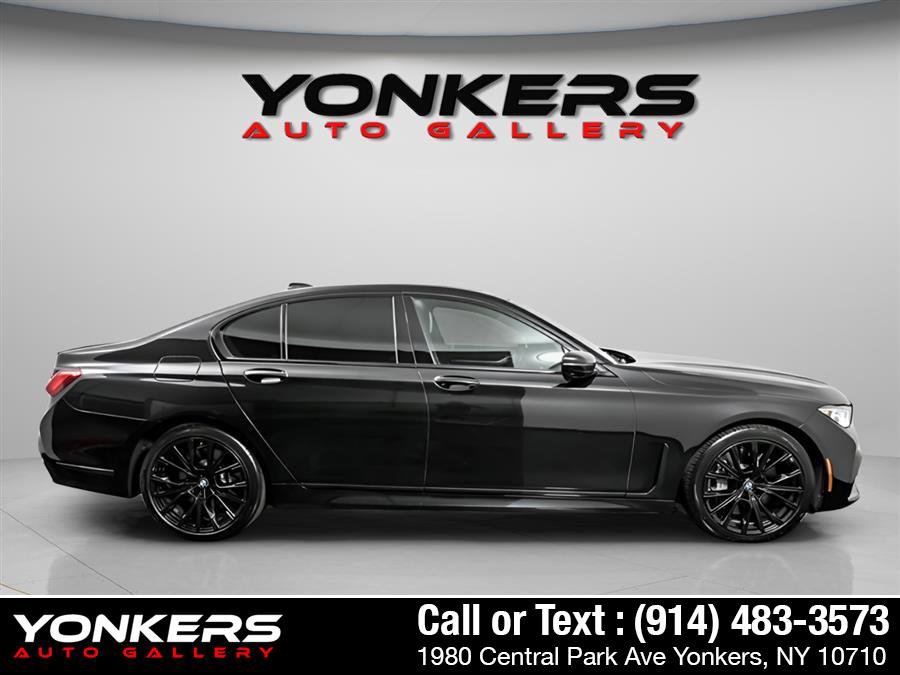 Used 2020 BMW 750i xDrive image 5