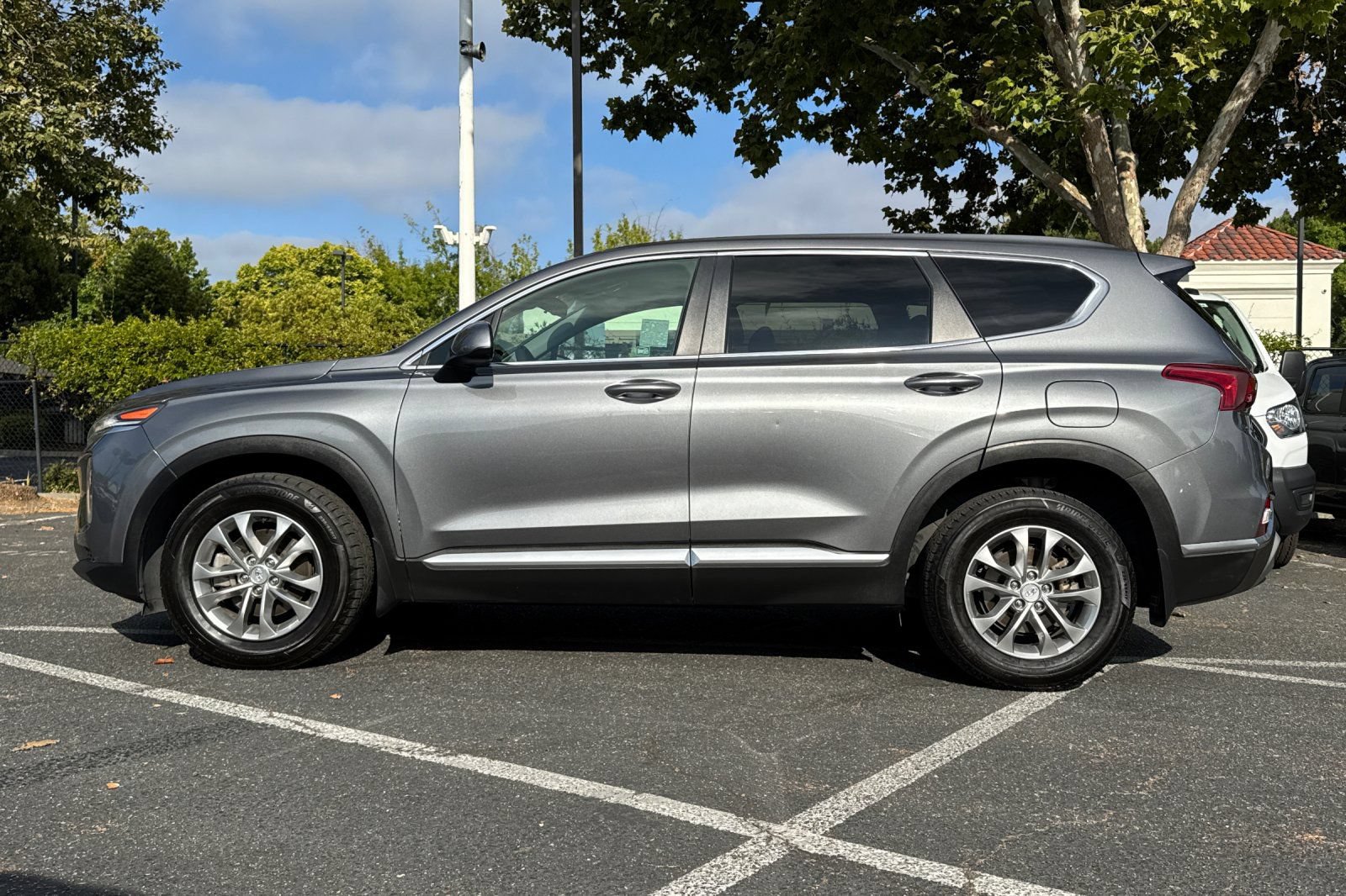 Used 2019 Hyundai Santa Fe SE AWD/4WD image 6