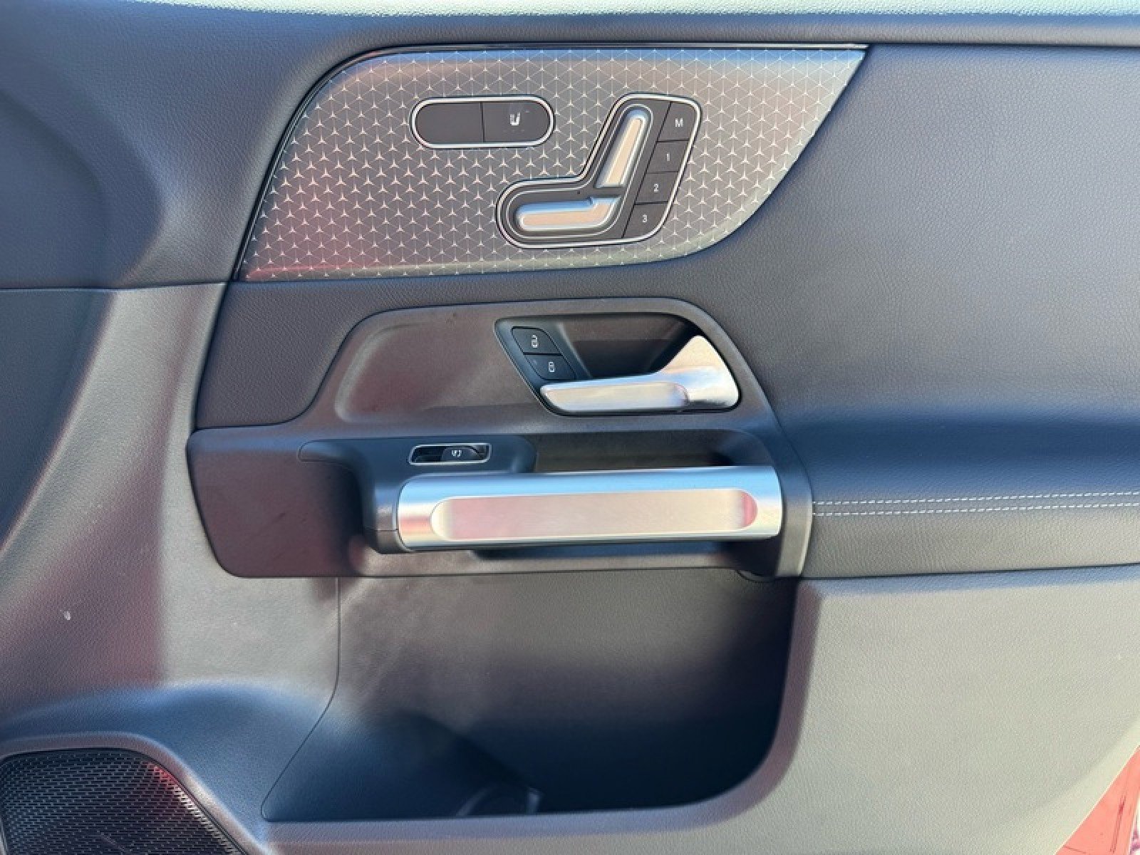 Certified 2026 Mercedes-Benz GLB 250 image 26