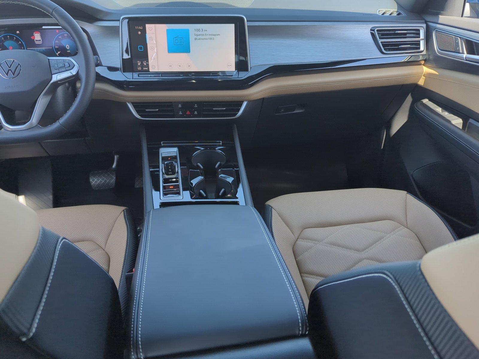 New 2026 Volkswagen Atlas Cross Sport SE image 19