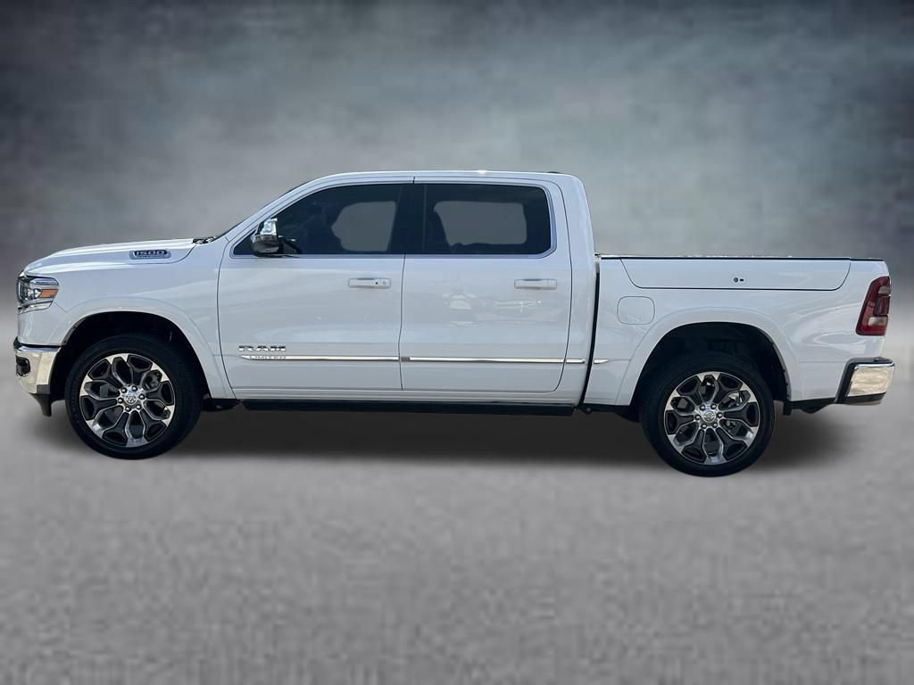 Used 2024 RAM 1500 Limited AWD/4WD image 2