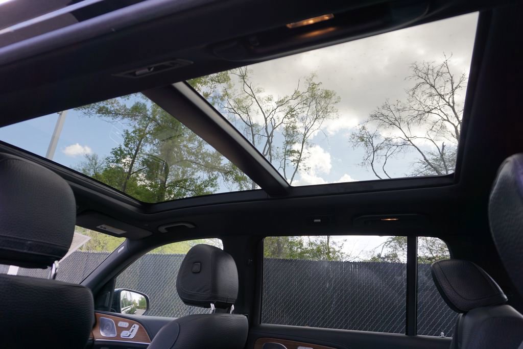 Certified 2023 Mercedes-Benz GLS 450 4MATIC image 22