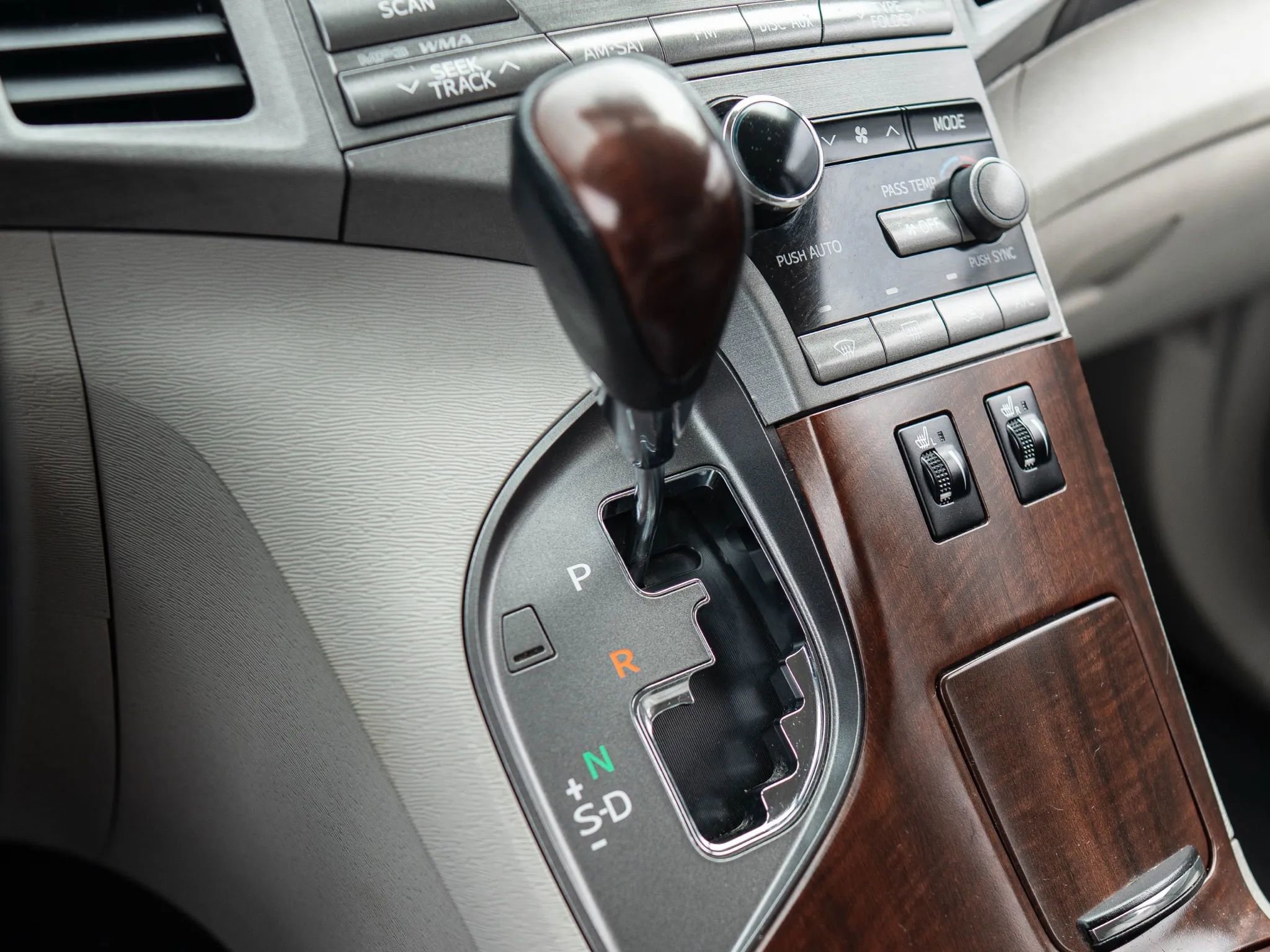 Used 2009 Toyota Venza AWD image 31