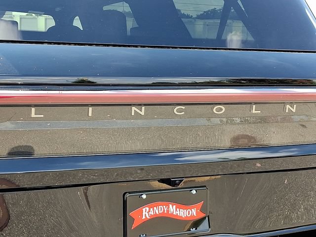 New 2025 Lincoln Navigator L Reserve w/ Jet Appearance Package AWD/4WD image 10