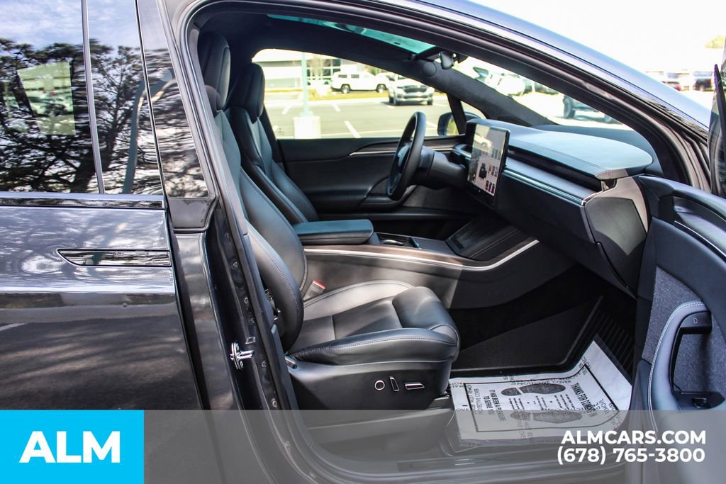 Used 2024 Tesla Model X image 22